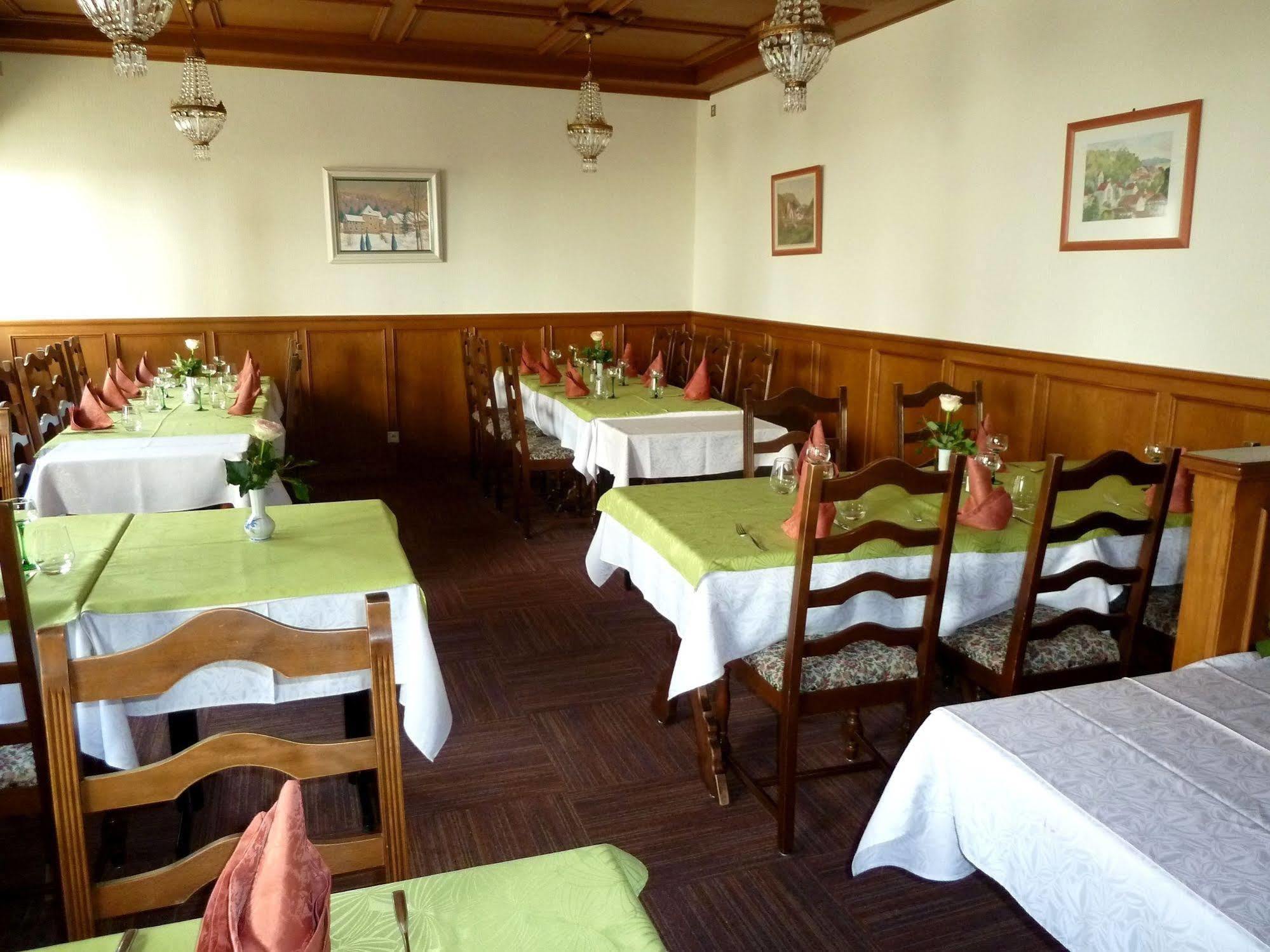 Hotel Restaurant Collin Ferrette エクステリア 写真